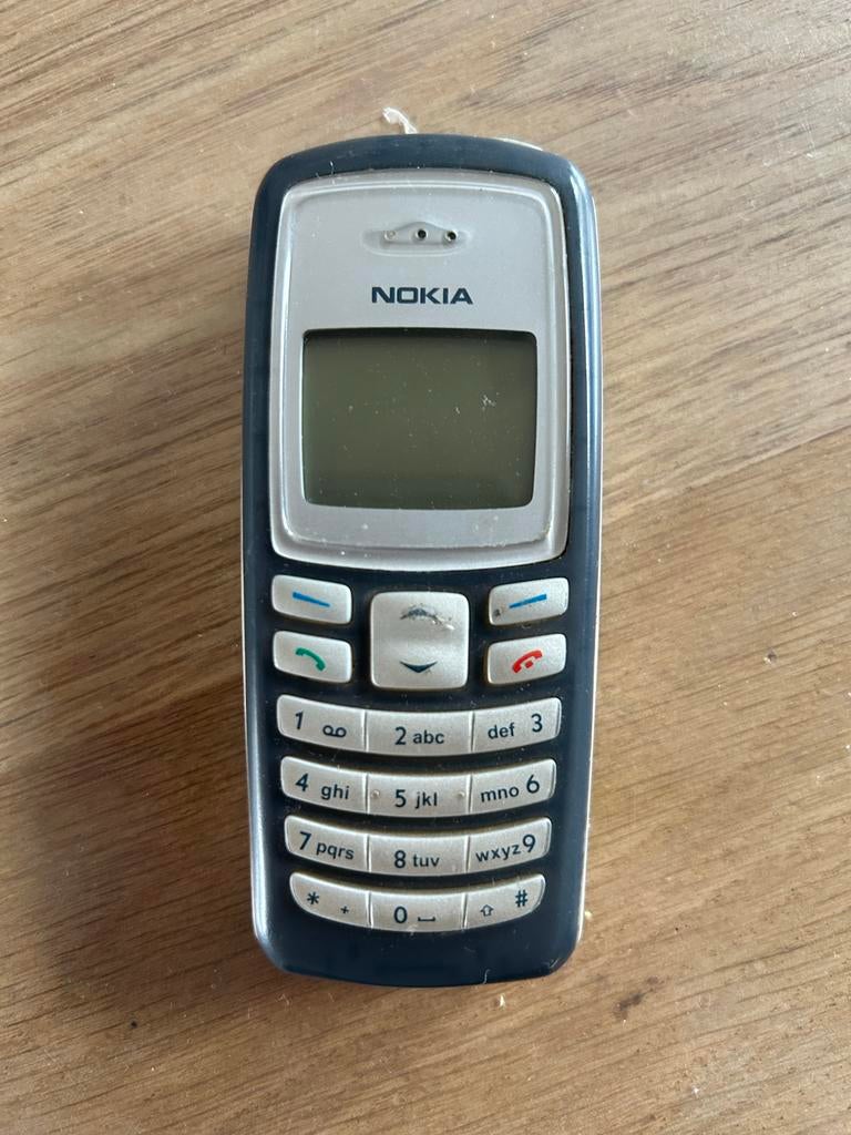 Nokia klassieke mobiele telefoon - Vintage model, Gebruikt, Geen camera, Zwart, Fysiek toetsenbord