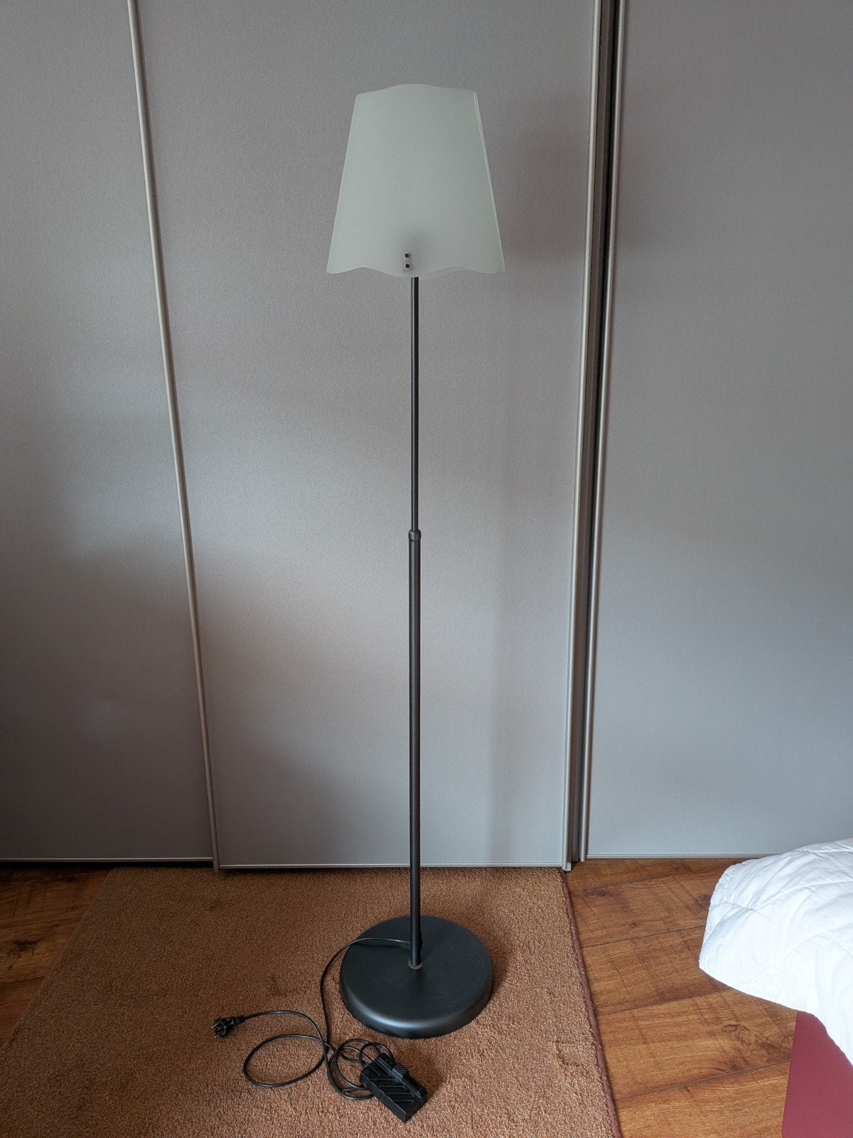 Italiaanse design vloerlamp, Ophalen, Gebruikt, E27 (groot), Glas