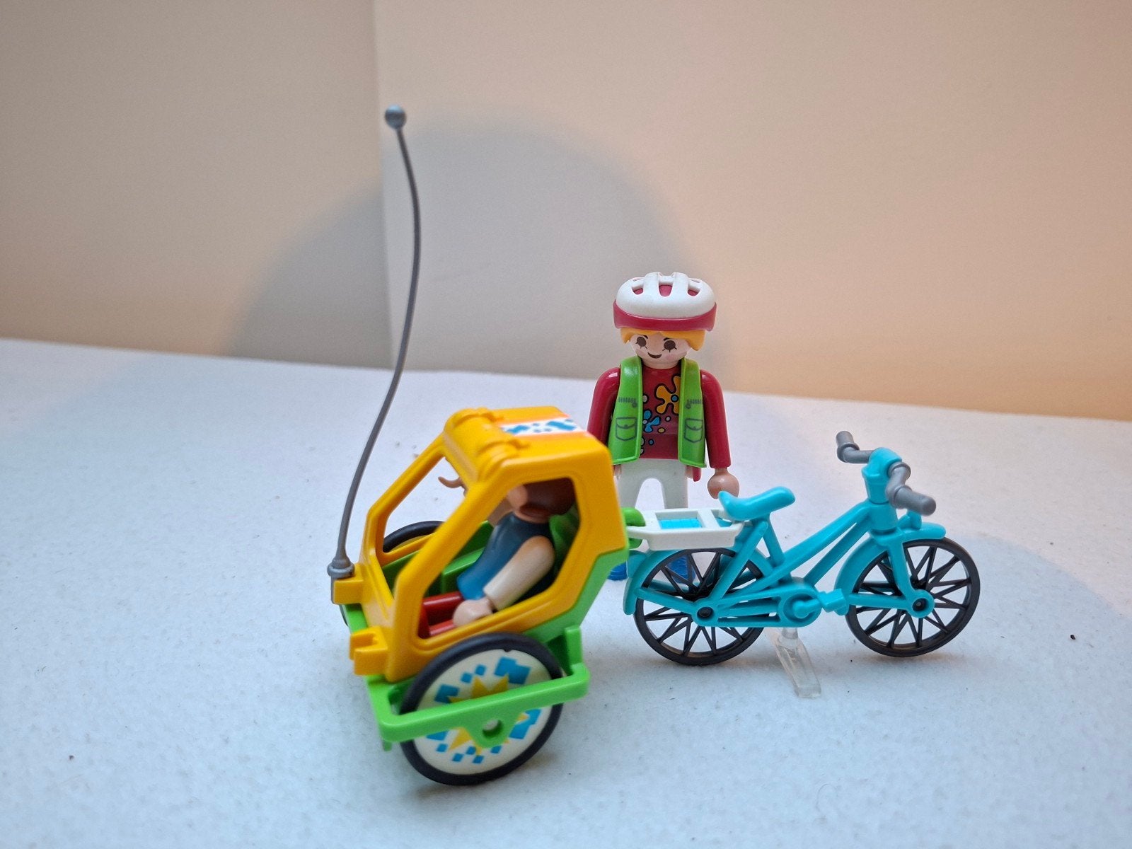 Playmobil fiets met aanhanger en figuren, Ophalen of Verzenden, Gebruikt