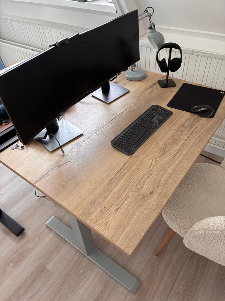 Worktrainer Steelforce 370 Zit-sta Bureau - Eikenhout, Huis en Inrichting, Bureaus, Ophalen, Zit-sta bureau, Elektrisch, Hout