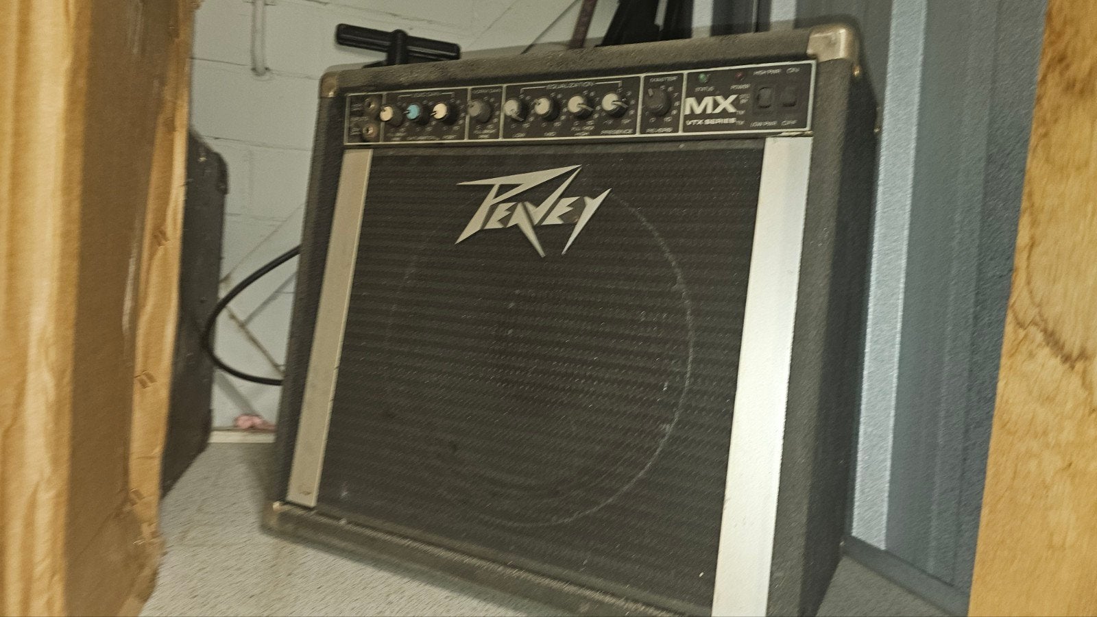 Peavey MX VTX Series gitaarversterker 130W, Ophalen, Gebruikt, Gitaar, 100 watt of meer