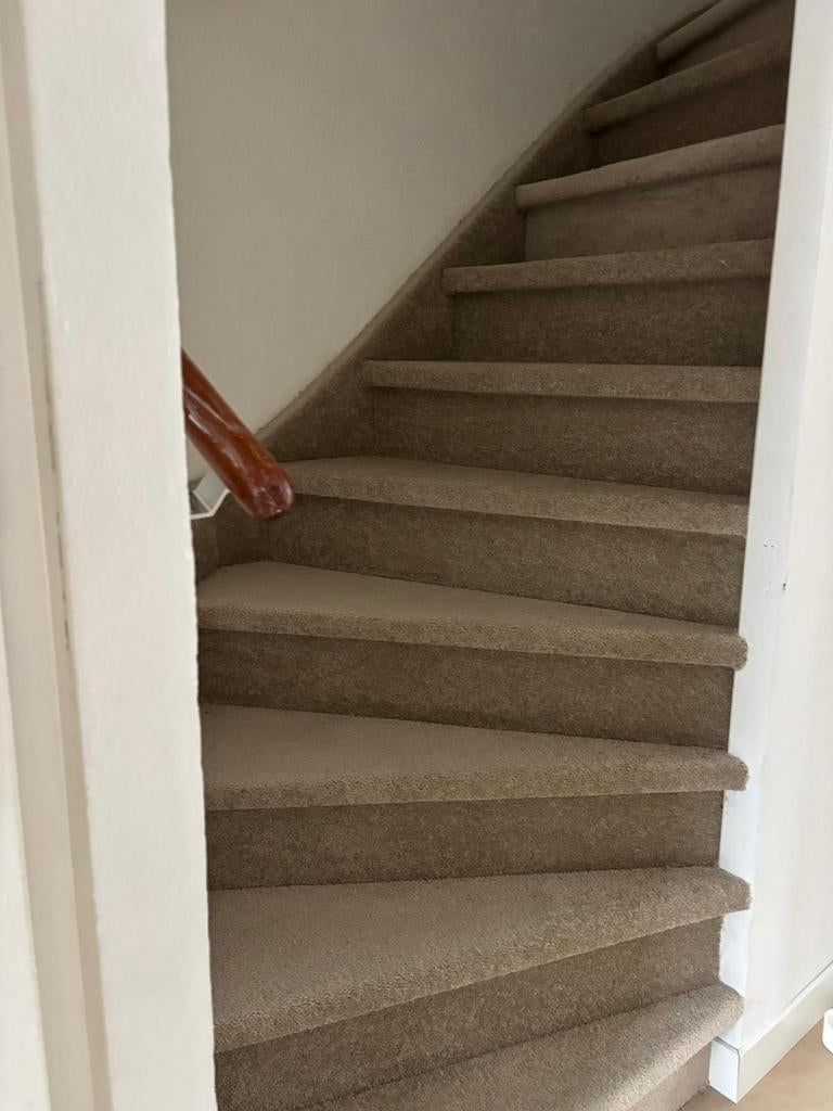 Trapbekleding incl. Tapijt | Professioneel gelegd, Huis en Inrichting, Stoffering | Vloerbedekking, Ophalen of Verzenden, Minder dan 10 m²