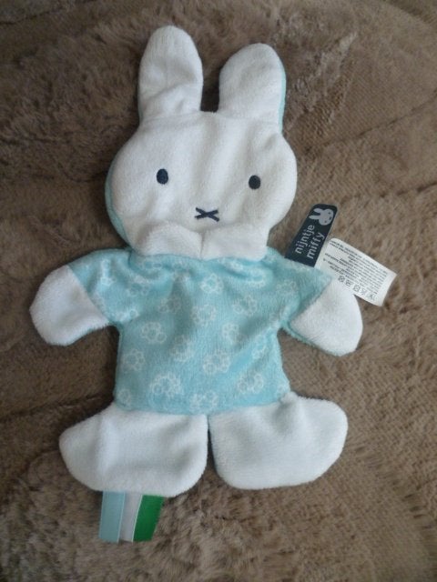 Licht blauw / wit velours nijntje Miffy /knisper Dick Bruna, Ophalen of Verzenden, Zo goed als nieuw, Overige typen, Met label