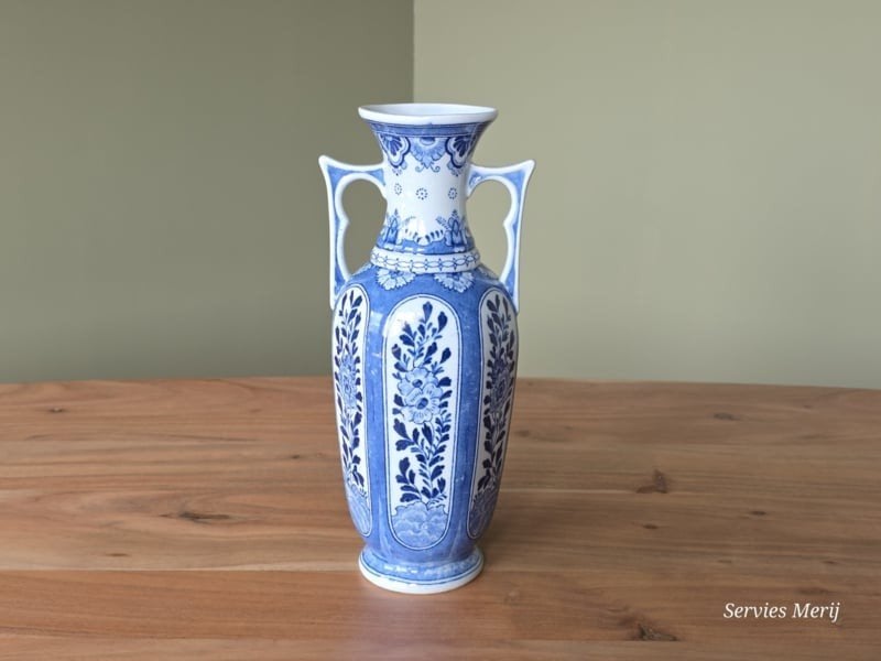 Vaas Mosa Maastricht decor 562 Delft 28,5 cm, Antiek en Kunst, Verzenden