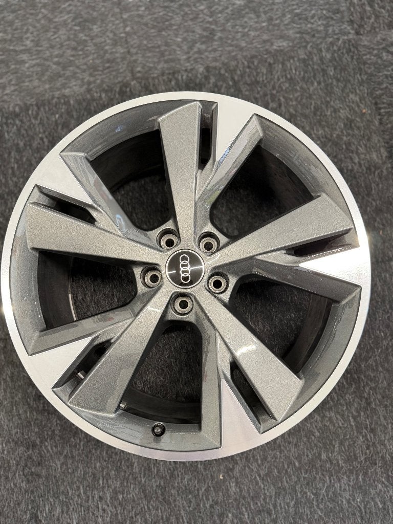 DEMOSET 20” Audi Q4 S-line velgen, Auto-onderdelen, Banden en Velgen, Velg(en), Nieuw, Personenwagen, 20 inch