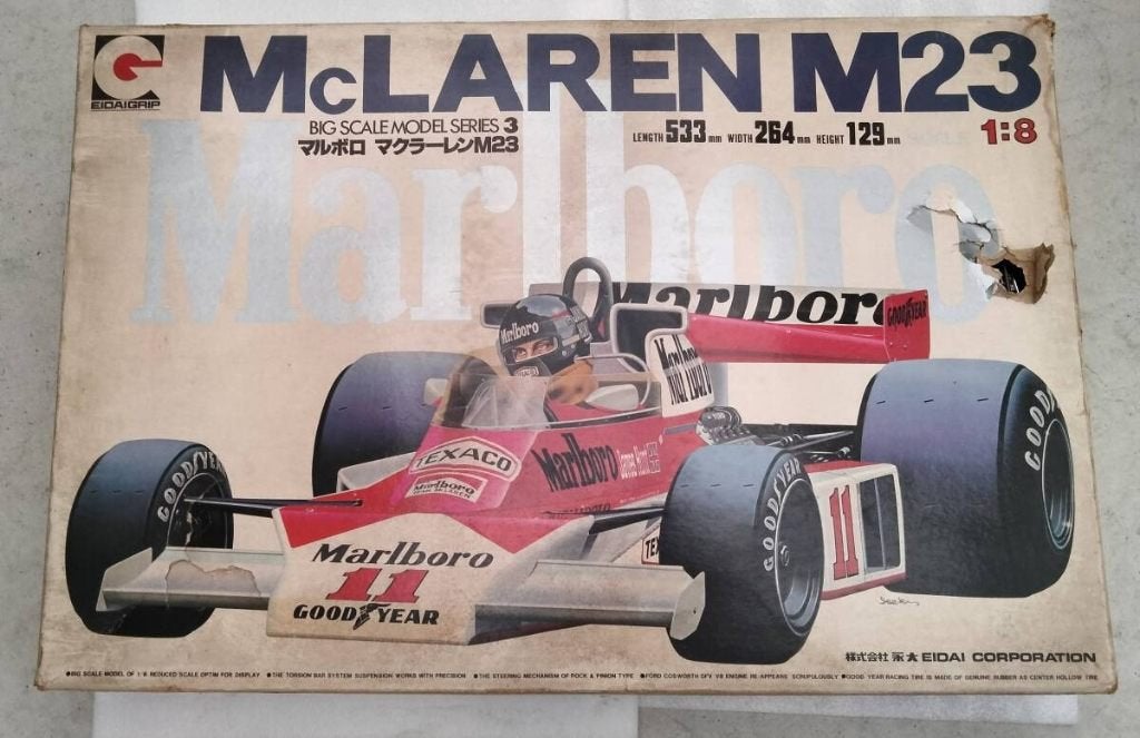 edai grip 1/8 mclaren m23 james hunt formule1 60cm, Hobby en Vrije tijd, Modelbouw | Auto's en Voertuigen, Overige merken, Gebruikt