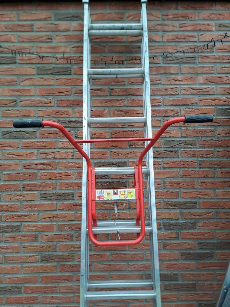 Altrex afstandhouder voor ladder, Ophalen, Gebruikt, 4 meter of meer