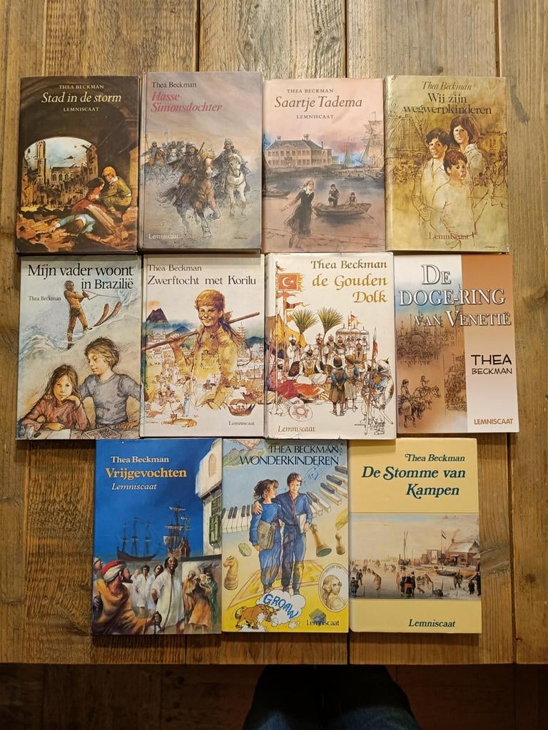 11 Klassiekers van Thea Beckman., Ophalen of Verzenden, Zo goed als nieuw