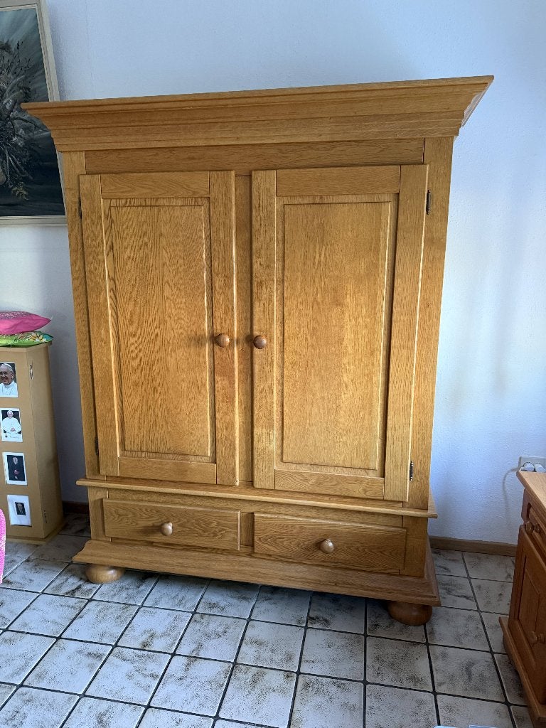 Blank eiken kast, Ophalen, 100 tot 150 cm, Eikenhout, Zo goed als nieuw