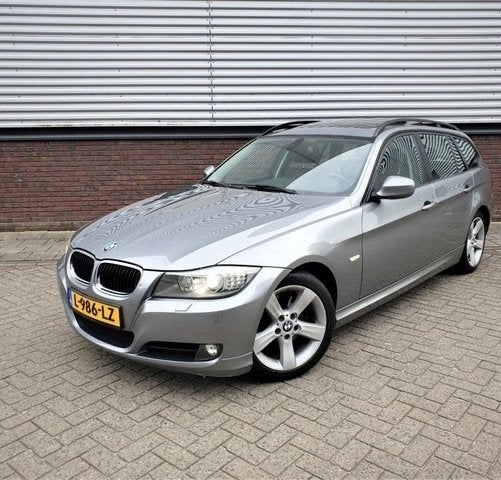 BMW 320i Touring High Exec | 128K km | Pano | Leer | Keyless, Auto's, Achterwielaandrijving, 1995 cc, Zwart, 4 cilinders