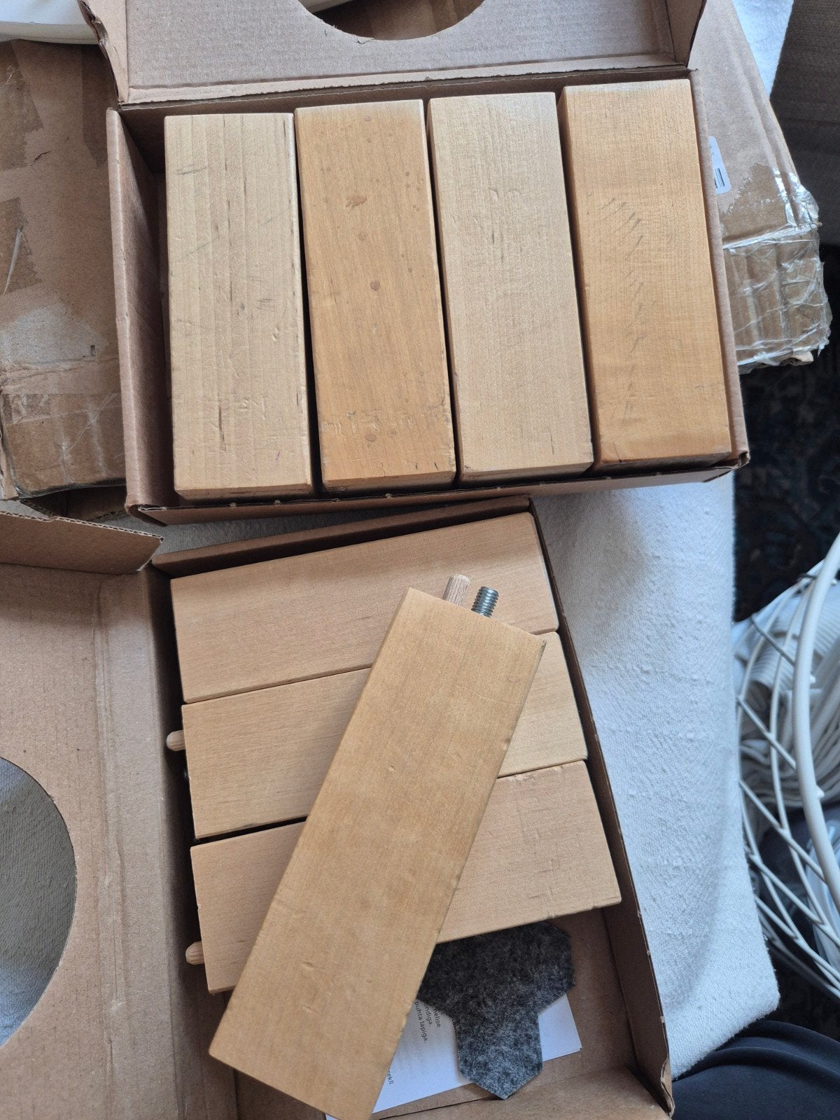 Ikea sofa legs - 8, Doe-het-zelf en Verbouw, Ophalen, Gebruikt, Minder dan 20 cm