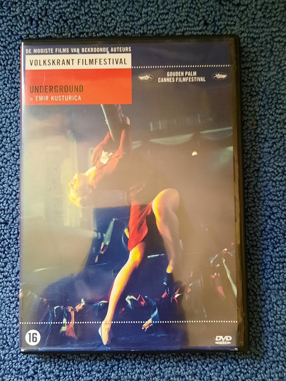 Underground (DVD) - Emir Kusturica - Volkskrant Filmfestival, Cd's en Dvd's, Vanaf 16 jaar, Ophalen of Verzenden, Gebruikt