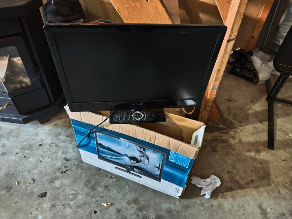 Kleine Philips LED TV met afstandsbediening, Philips, HD Ready (720p), Ophalen of Verzenden, 40 tot 60 cm