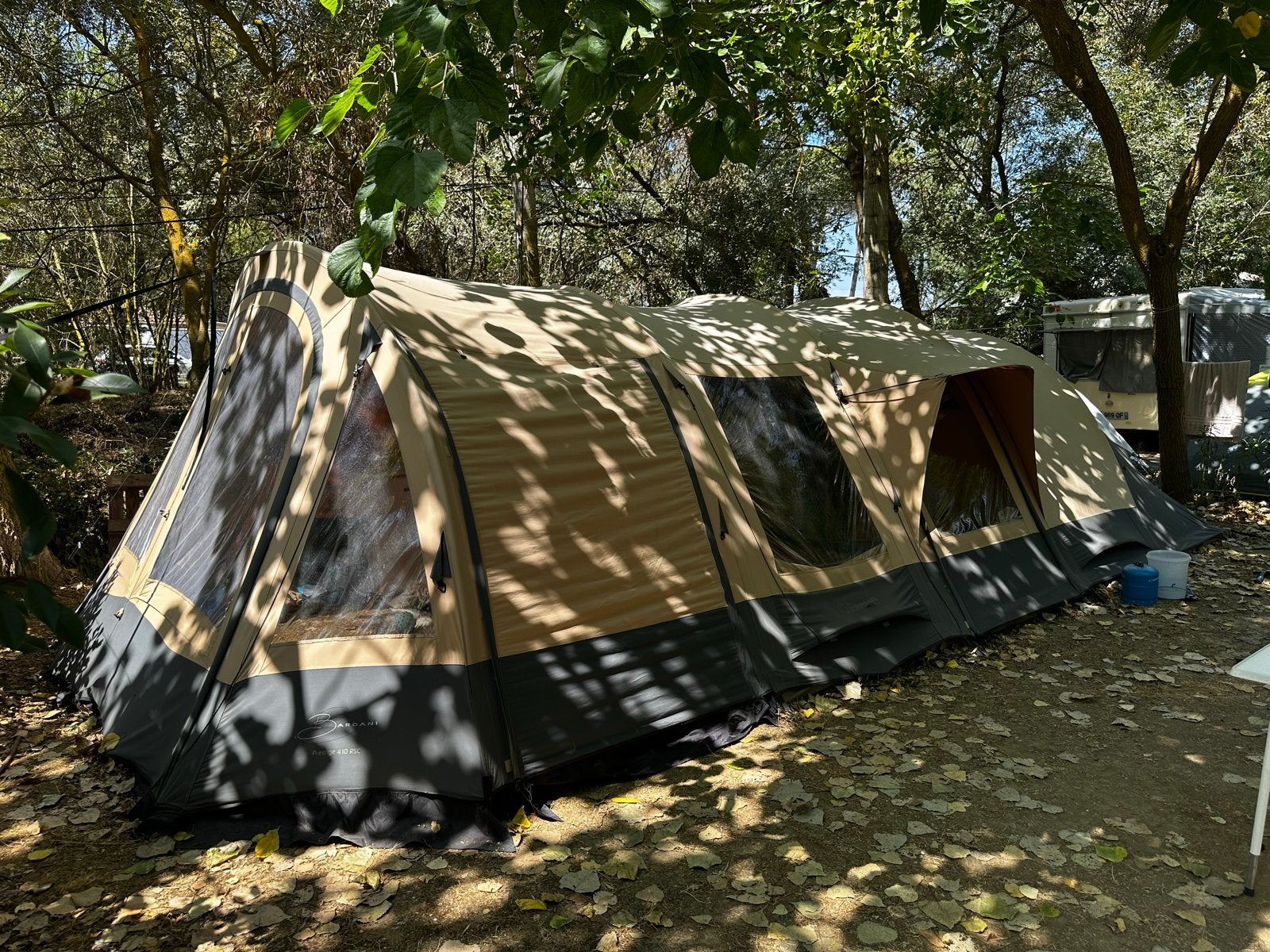 Bardani Prestige 410 RSC tunneltent - Ruime gezinstent, Caravans en Kamperen, Tenten, Ophalen, Gebruikt, Tot en met 5