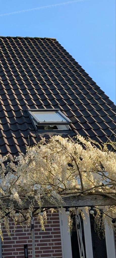 Velux GPL MK04 (78x98) Uitzet-tuimelvenster met opties, Doe-het-zelf en Verbouw, Ophalen, Zo goed als nieuw, Minder dan 80 cm