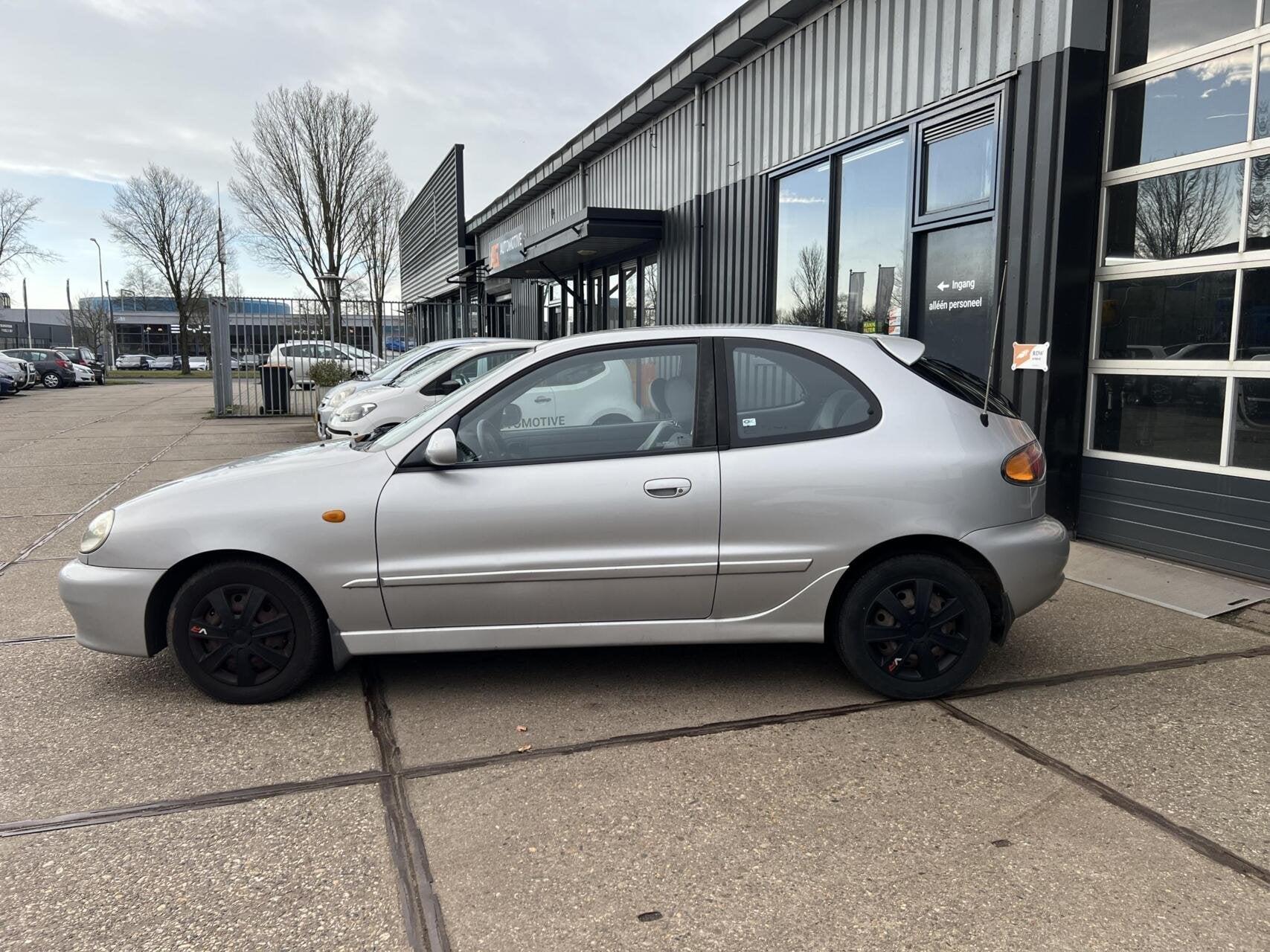 Daewoo Lanos 1.6 | Automaat | Airco |, Auto's, 40 €/maand, 4 cilinders, Origineel Nederlands, Bedrijf