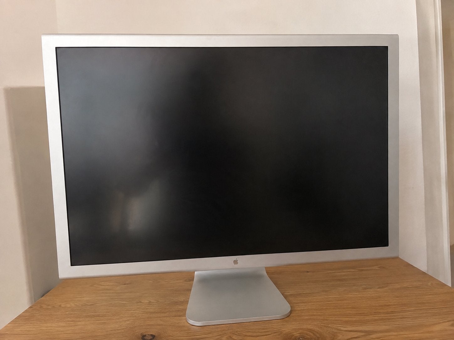 Apple Cinema HD Display 30” A1083 – 2560x1600 Zonder adapter, Computers en Software, Monitoren, Ophalen, Zo goed als nieuw, Onbekend