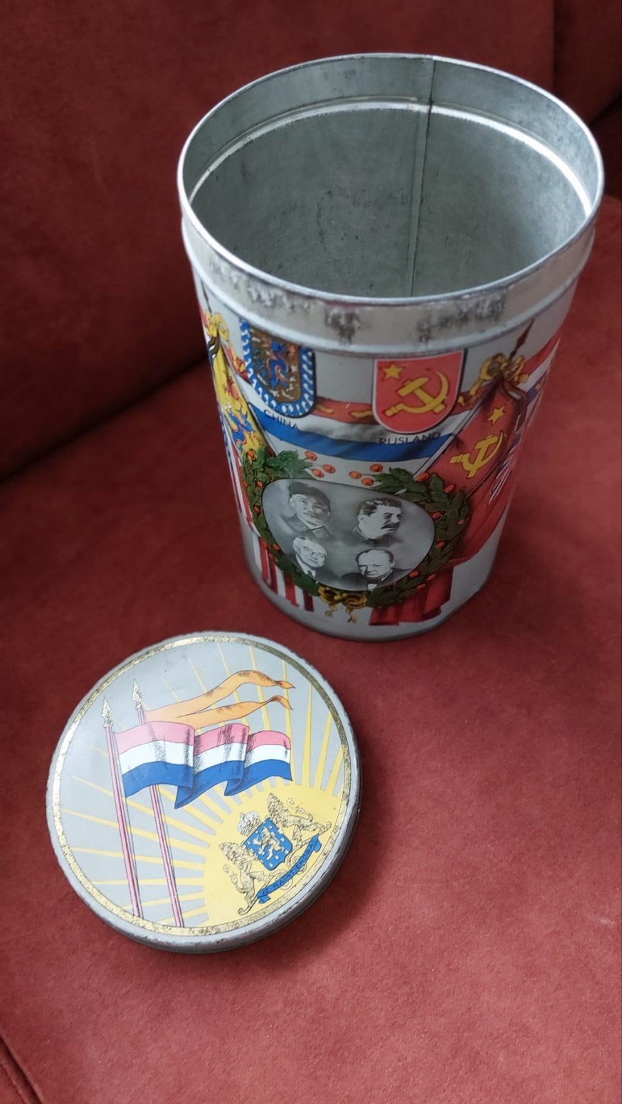 Te koop Nederlands herdenkingsblik uit 1945, Ophalen of Verzenden, Overige