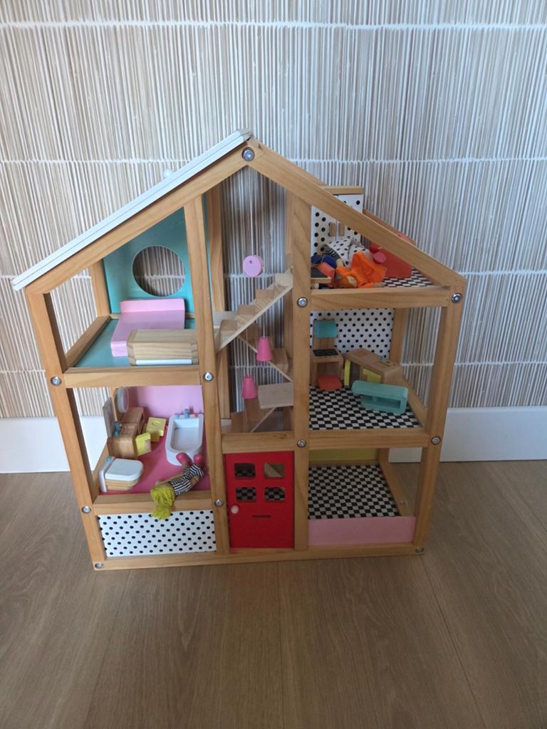 Hema Poppenhuis met Meubeltjes - Compleet en Speelklaar, Kinderen en Baby's, Speelgoed | Poppenhuizen, Ophalen, Gebruikt, Poppenhuis
