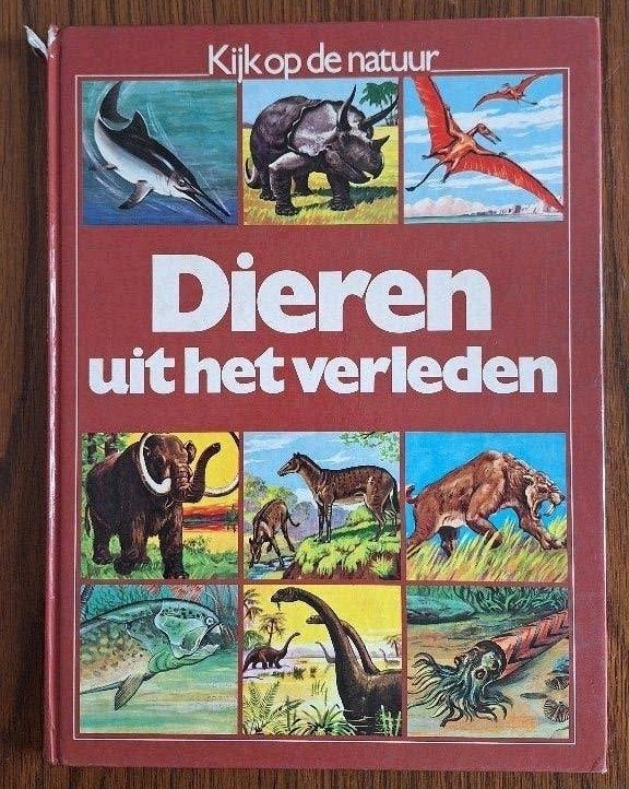 Dieren uit het verleden - Boek dinosauriers, Ophalen of Verzenden, Gelezen, Overige