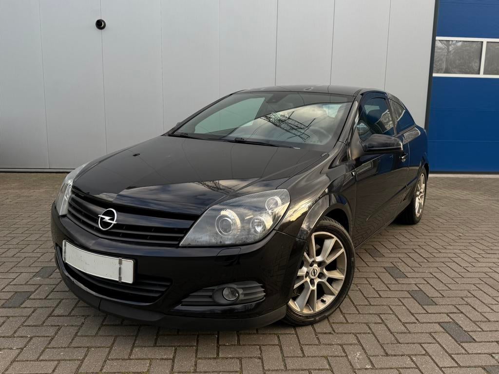Opel Astra 2.0 Turbo GTC NAP|AppleCarPlay|APK2027., Auto's, Opel, Voorwielaandrijving, 1998 cc, 680 kg, 4 cilinders