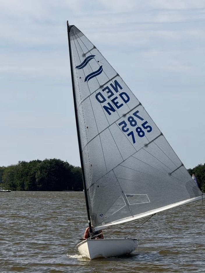 Devoti Finn jol Zeilboot – HIT/Ceilidh Mast – North Sails, Watersport en Boten, Ophalen, Gebruikt, 3 tot 6 meter, Minder dan 15 m²