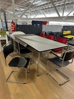 Tafel Gispen 515, Ophalen, Design klassieker, Gebruikt, 100 tot 150 cm