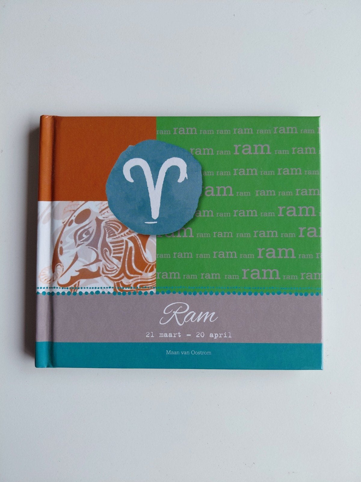 Ram (21 maart - 20 april) - Astrologie Boekje, Boeken, Ophalen of Verzenden, Zo goed als nieuw, Maan van Oostrom, Nederland