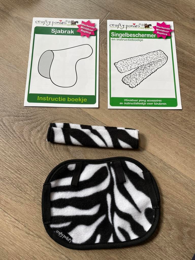 Crafty Ponies zadeldek en singelbeschermer Zebra, Ophalen of Verzenden, Zo goed als nieuw, Jongen of Meisje