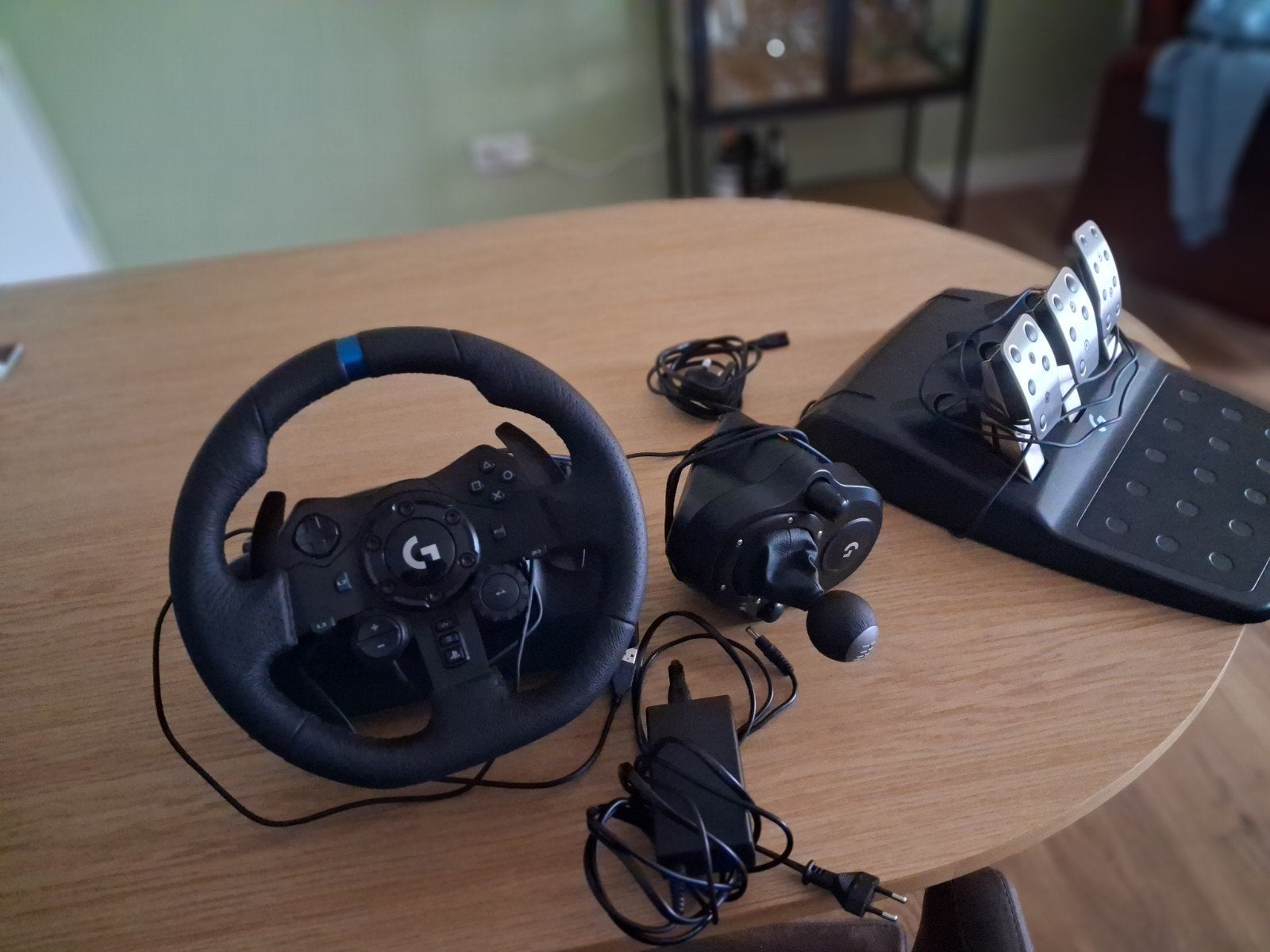 Logitech G29 racestuur met pedalen en shifter voor PS5, Spelcomputers en Games, Ophalen of Verzenden, Gebruikt, Stuur of Pedalen