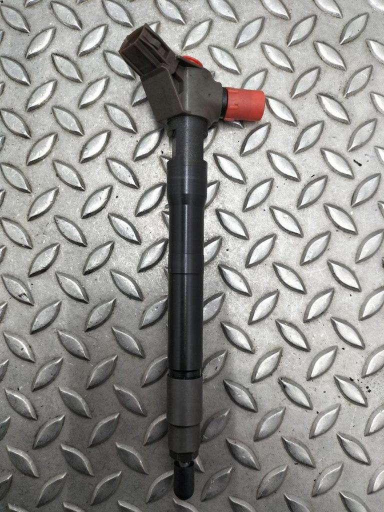 MAZDA CX-5 BRANDSTOF INJECTOR / VERSTUIVER SH0113H50 2014, Ophalen of Verzenden, Gebruikt, Stiba lid