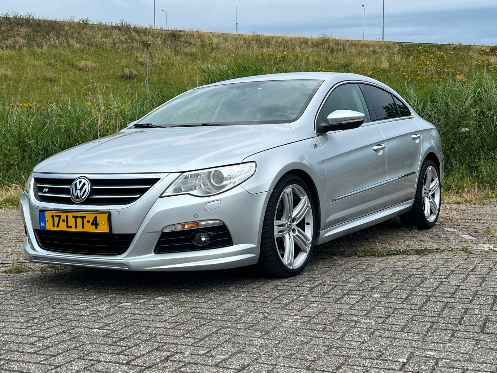 Volkswagen Passat CC 2.0 TSI RLine 147KW DSG, 1442 kg, Zwart, 4 cilinders, 1984 cc