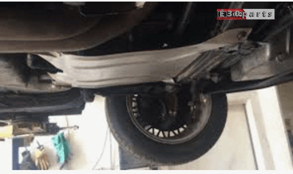 M techniek onderplaat bescherm plaat BMW 3 serie E30  517119, Gebruikt, -, -, Ophalen of Verzenden
