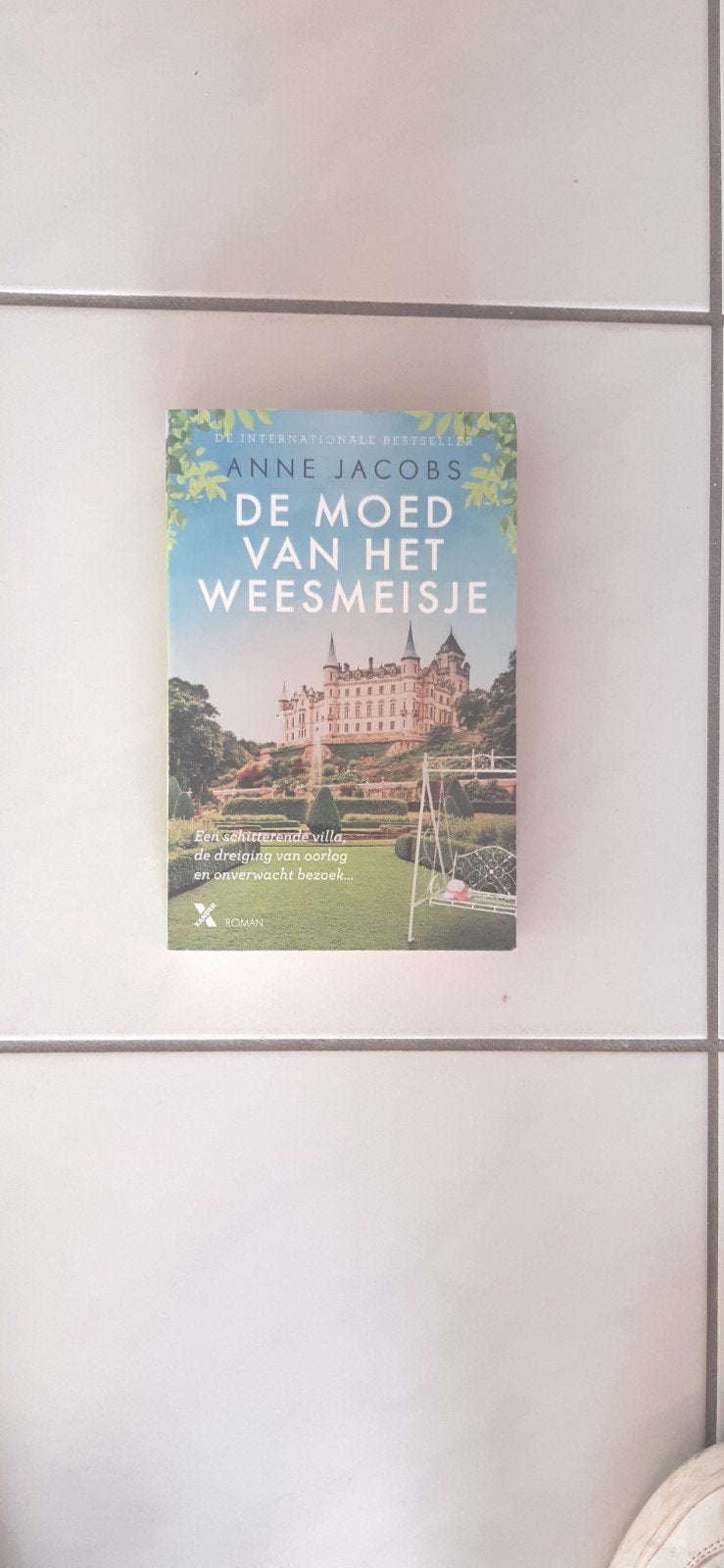 Anne Jacobs :  De  Moed van het  Weesmeisje, Boeken, Ophalen of Verzenden, Zo goed als nieuw, Anne Jacobs