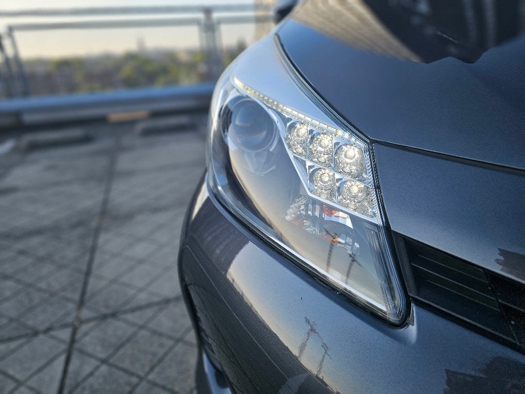 Foto 7 van Toyota Yaris / 2013 / 1.5 Full Hybrid / Automaat / Clima ✅