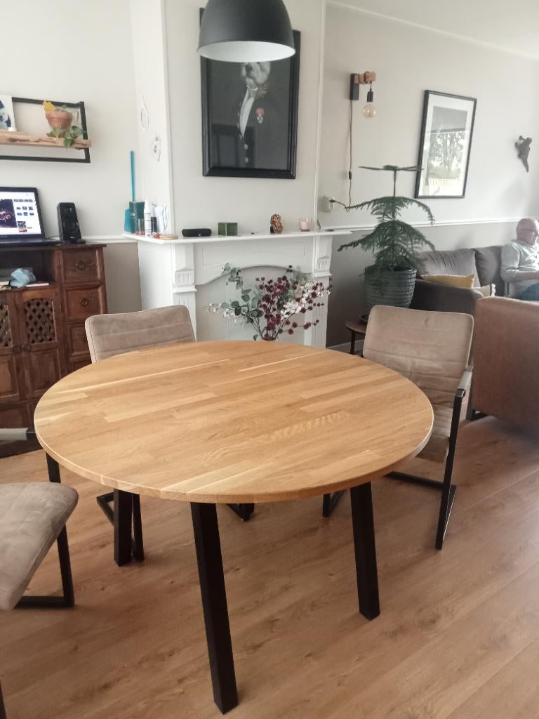 Eettafel, Huis en Inrichting, Tafels | Eettafels, Gebruikt, Rond, Ophalen of Verzenden, Vier personen