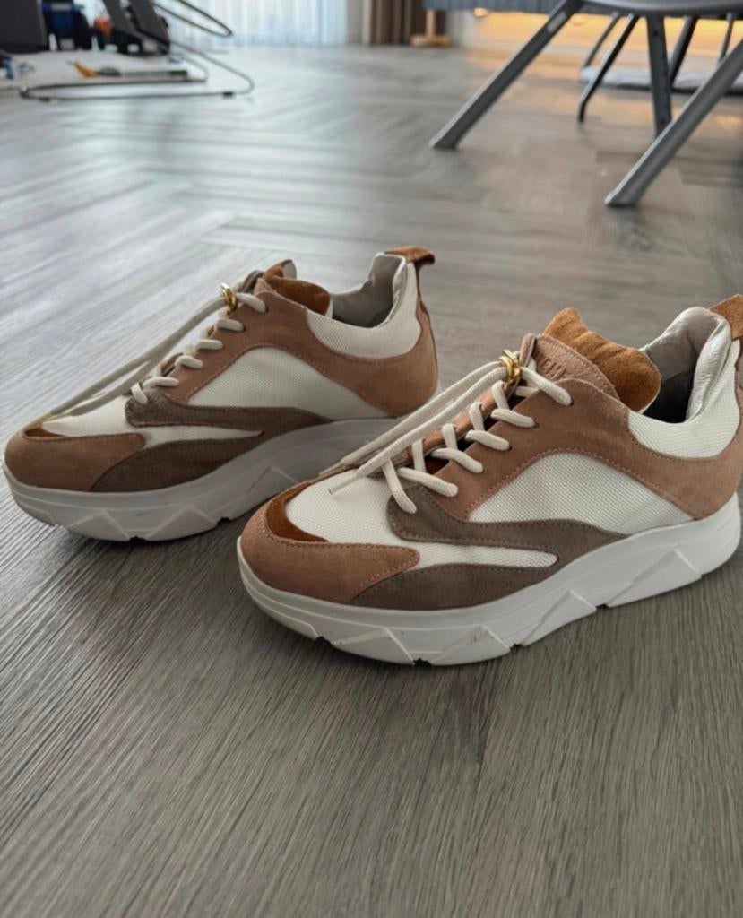 Pavement sneakers maat 36, Kleding | Dames, Ophalen of Verzenden, Zo goed als nieuw, Beige, Sneakers of Gympen