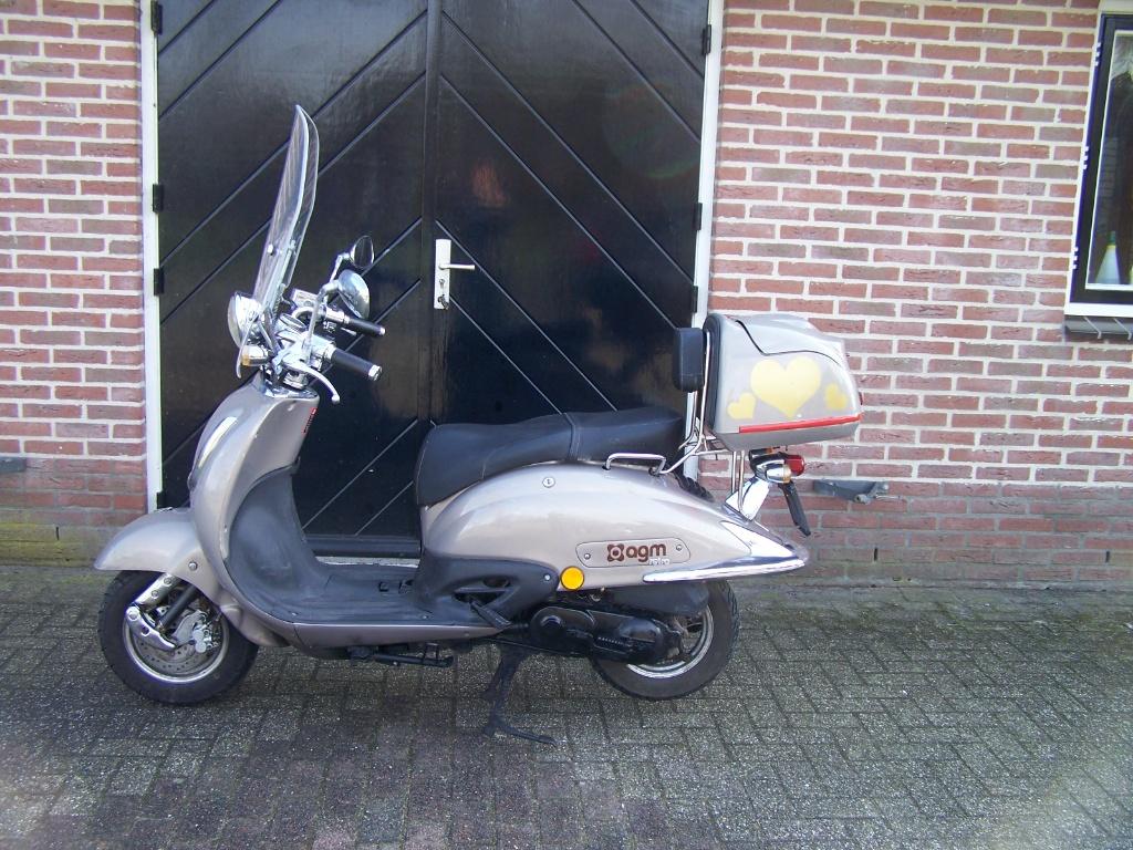 china scooter , retro scooter , RG50 scooter , AGM retro, Fietsen en Brommers, Snorfietsen en Snorscooters, Gebruikt, Overige merken