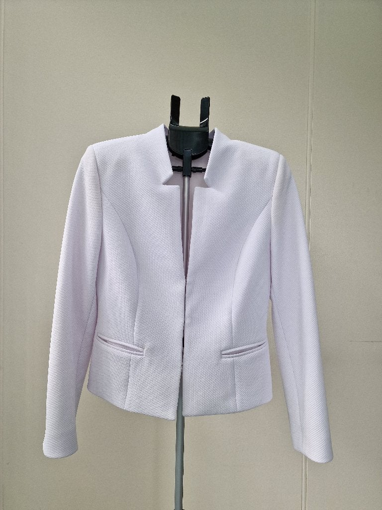 B Three blazer wit maat 40 minimal chic, Ophalen of Verzenden, Zo goed als nieuw, Maat 38/40 (M), Wit