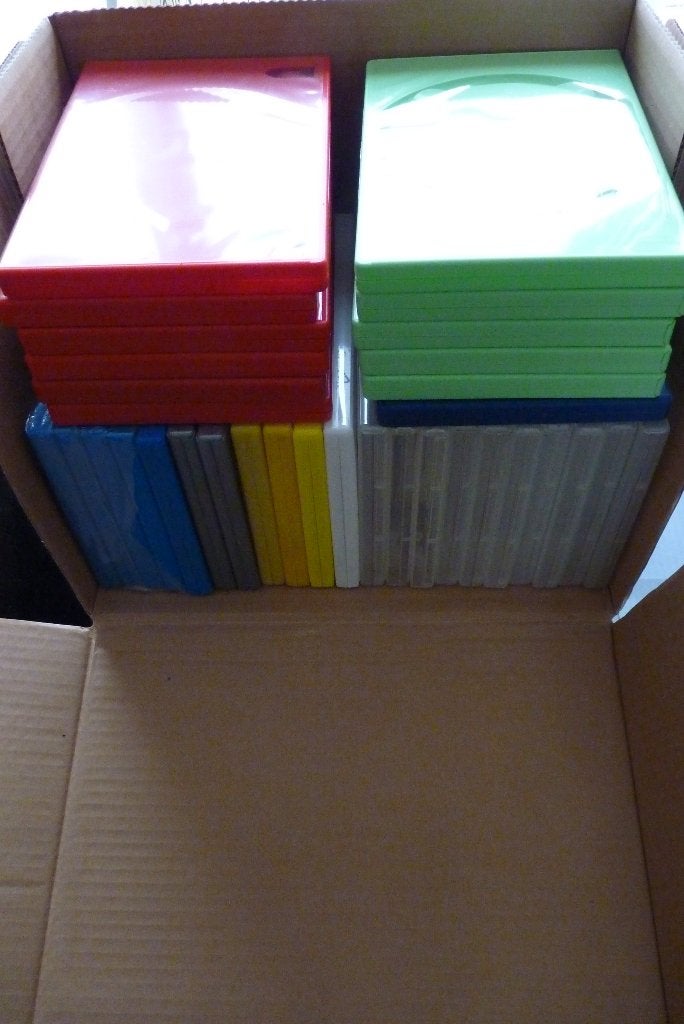 90 DVD-boxen voor 1 en 2 discs, voor CD of DVD. (On)verpakt, Computers en Software, Ophalen of Verzenden, Zo goed als nieuw, Dvd