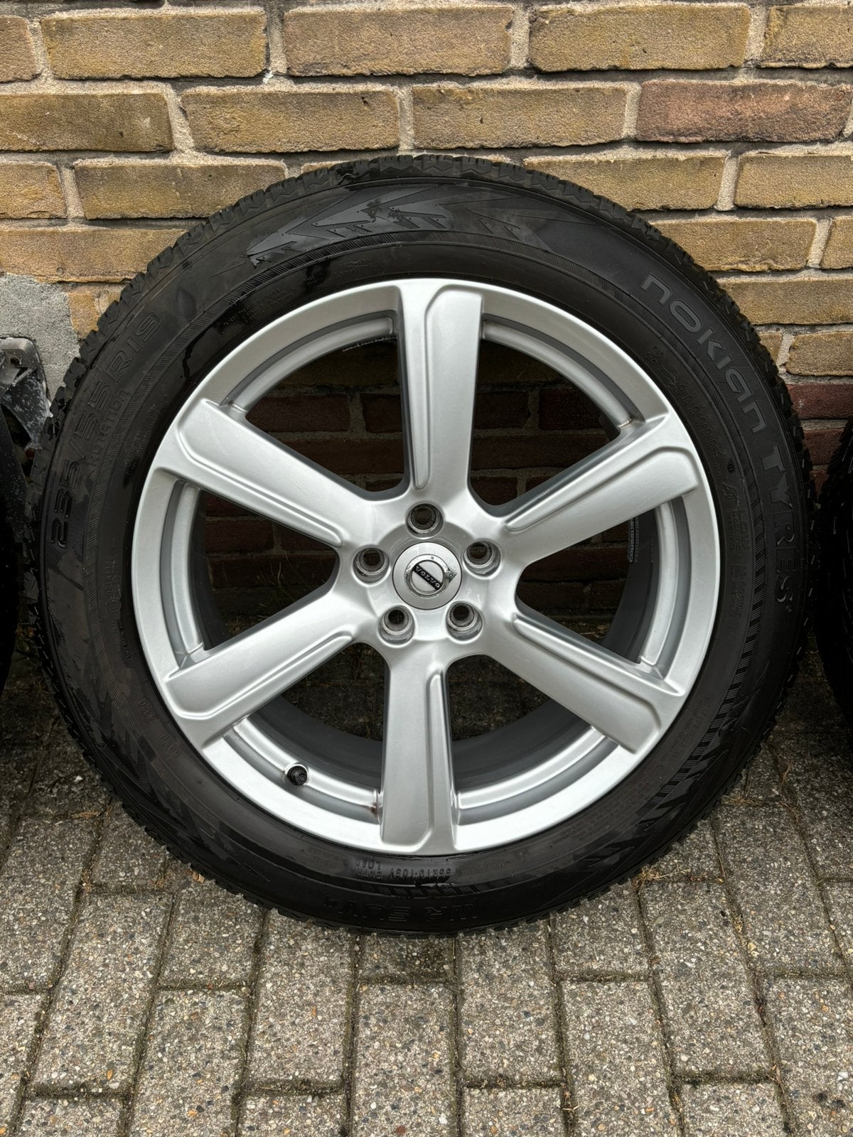 Originele winterset Volvo XC90 235/55 R19, Gebruikt, Banden en Velgen, Winterbanden, 235 mm