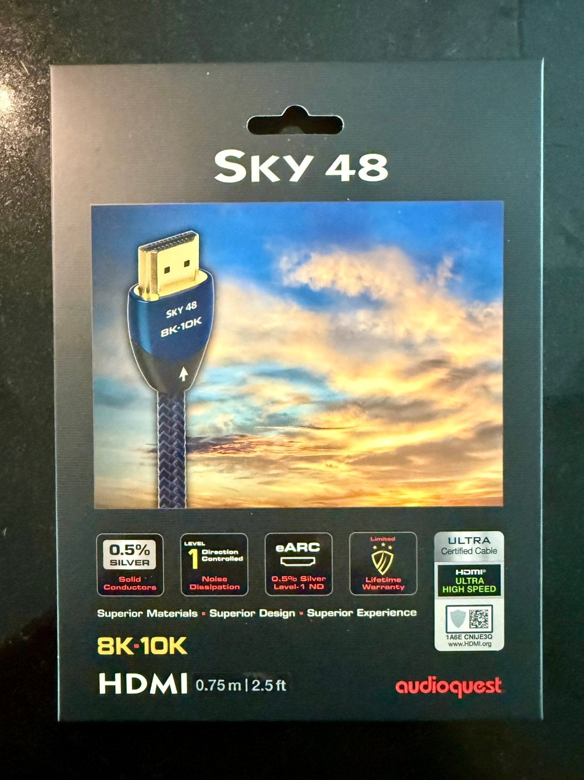 Nieuw in doos: AudioQuest Sky 48 HDMI-kabel 0,75m 8K/10K 48G, Audio, Tv en Foto, Audiokabels en Televisiekabels, Ophalen of Verzenden
