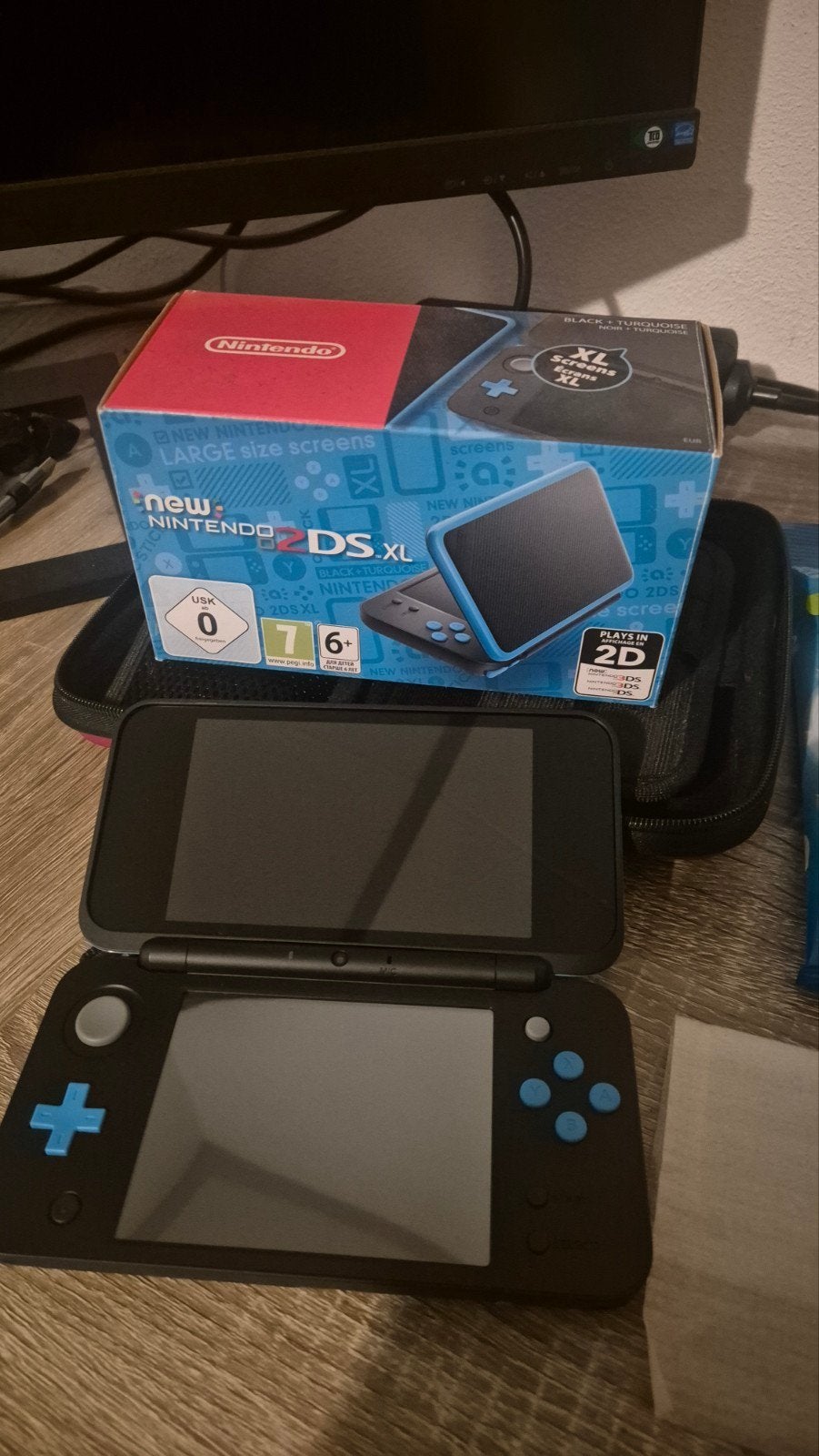 Te koop new nintendo 2ds xl zo goed als nieuw, Ophalen of Verzenden, Zo goed als nieuw, 2DS XL