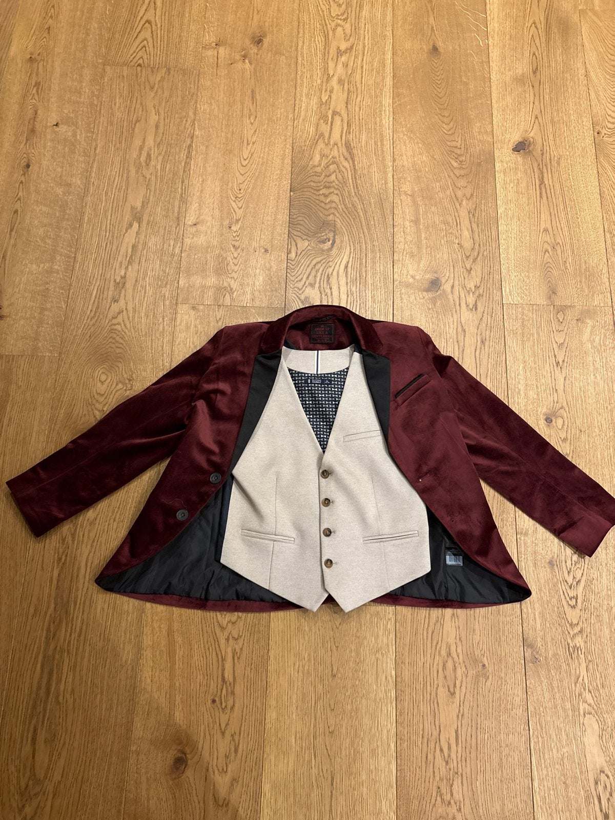 WE Kids fluwelen colbert en gilet - Maat 146/152, Kinderen en Baby's, Ophalen, Zo goed als nieuw, Jongen, Setje