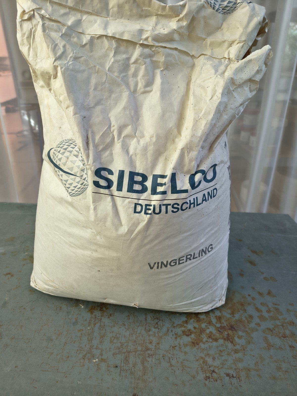 Sibelco vingerling WB 30PM gietklei poeder., Verzenden