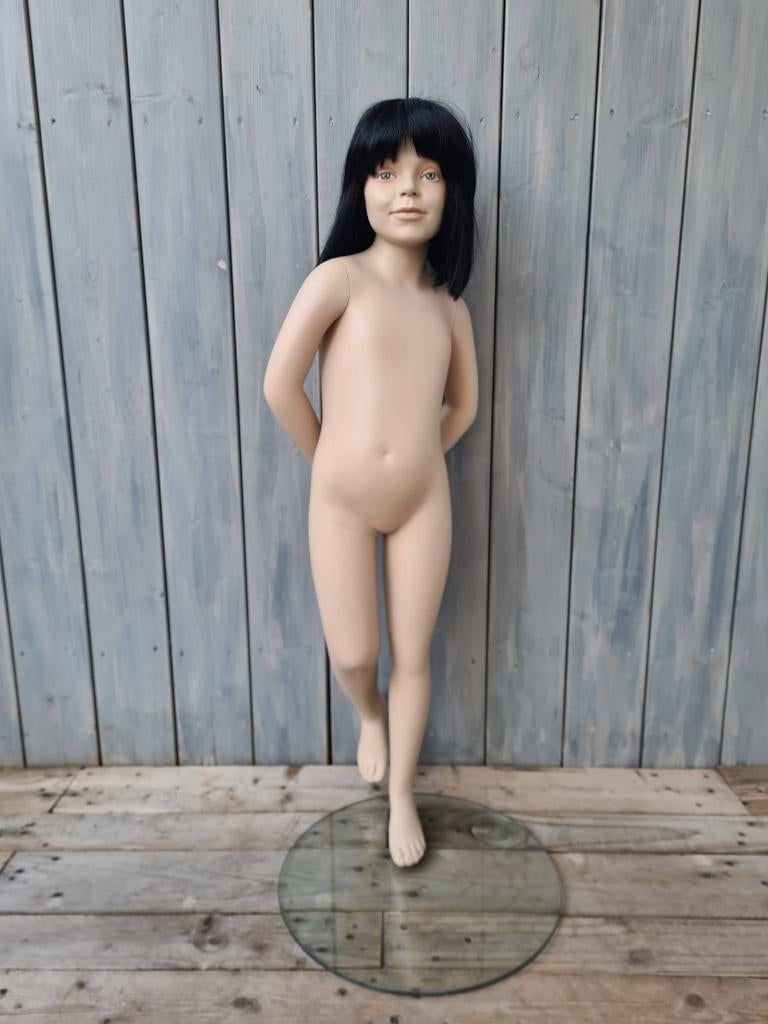 etalagepop kindje meisje 110 cm Hans Boodt paspop 2, Ophalen of Verzenden, Gebruikt, Pop