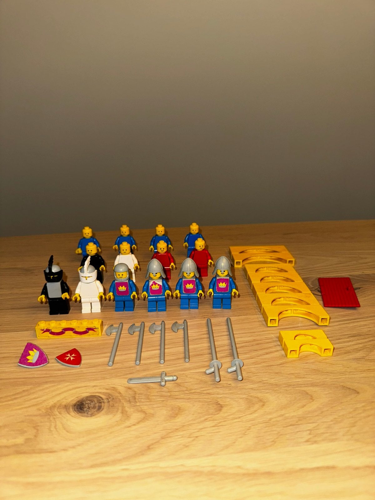 LEGO set 375 Castle, Minifigs en onderdelen, Gebruikt, Lego, Ophalen of Verzenden, Minifiguur