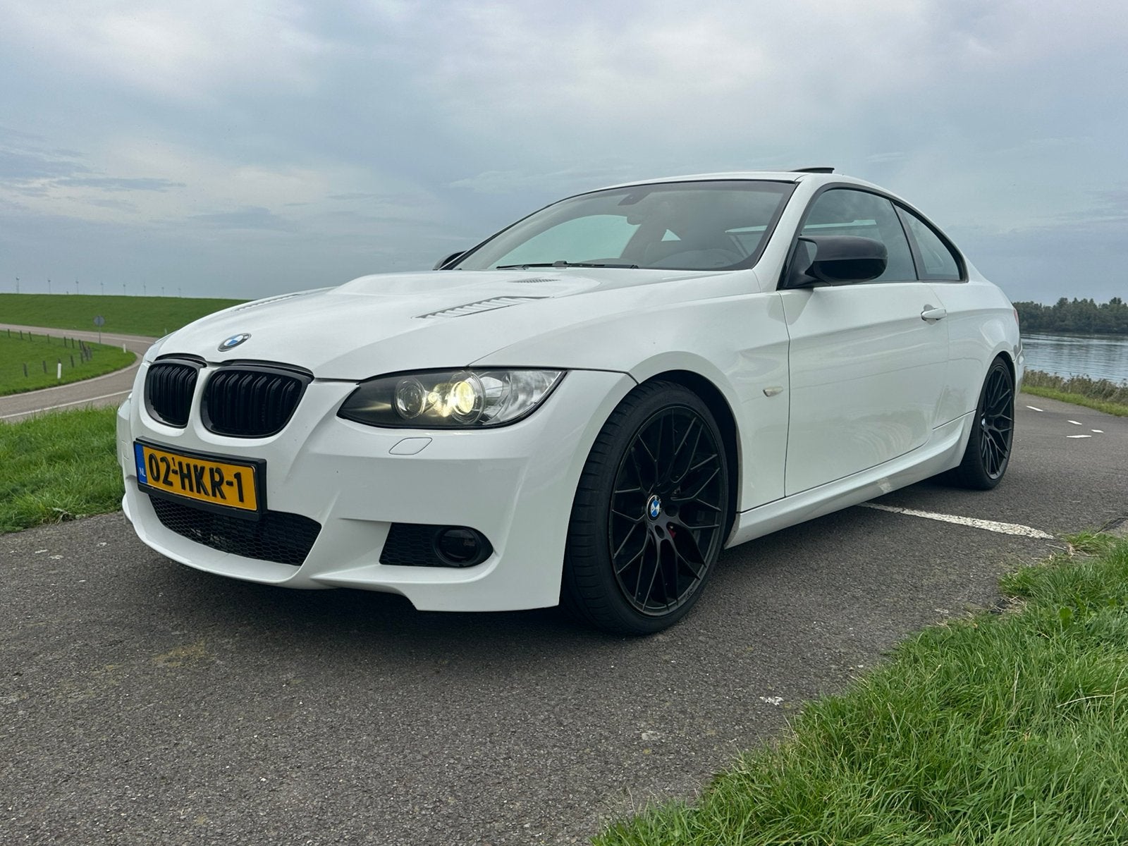 BMW 3-Serie 3.0 I 335 Coupe DCT 2009 super dik, Auto's, Automaat, Euro 5, Achterwielaandrijving, Zwart
