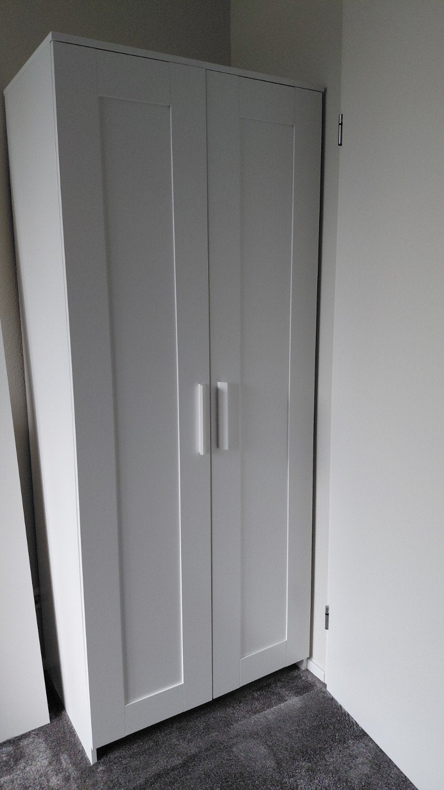 IKEA  BRIMNEs Kast - Witte Kledingkast met Planken en Hangru, Ophalen, Met deur(en), Gebruikt, Modern, functioneel