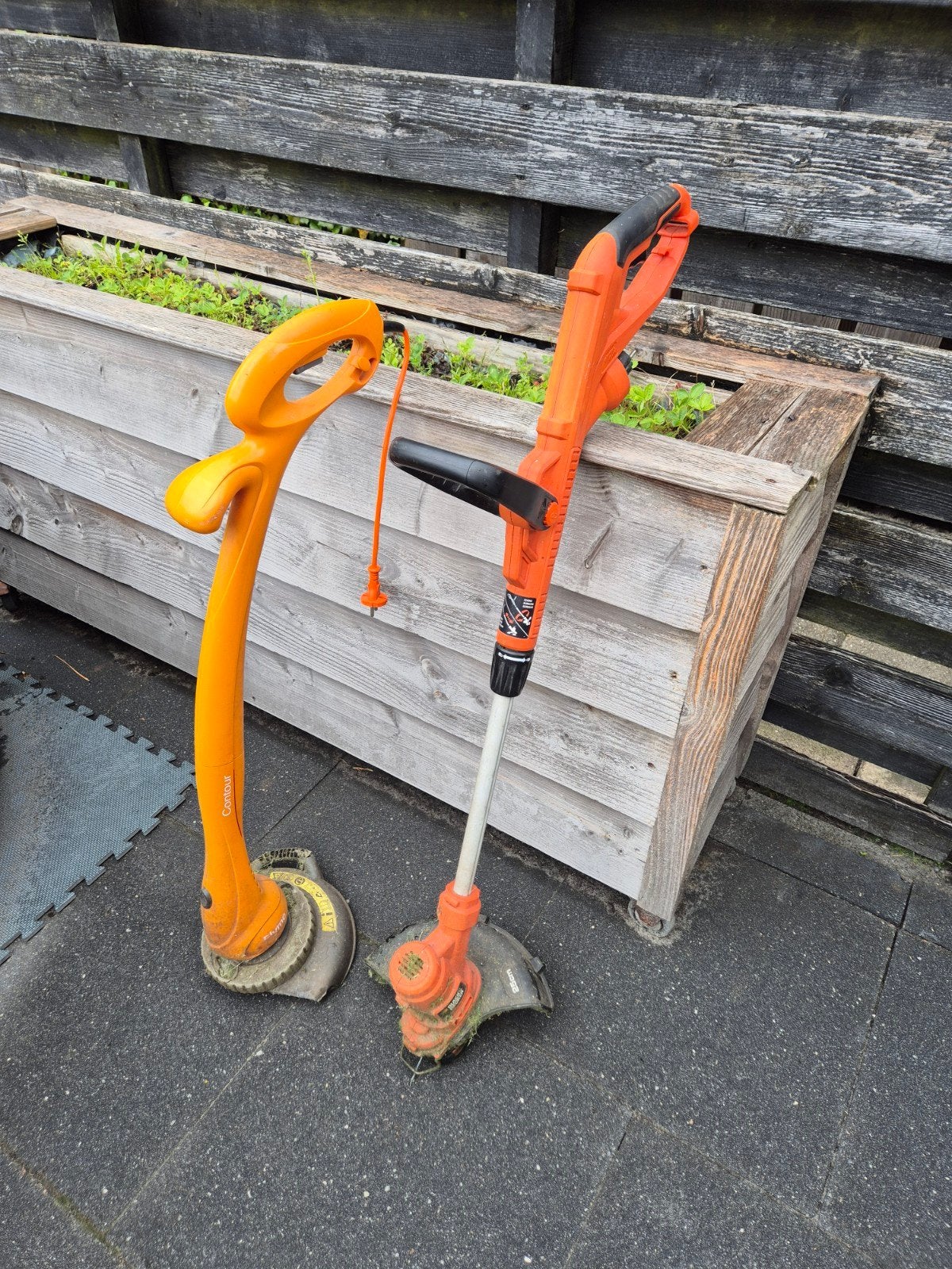 2 bosmaaier's ook los tekoop, Ophalen, Benzine
